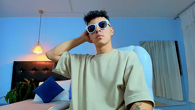 Lobo 17  online show from 23, 3, 2025