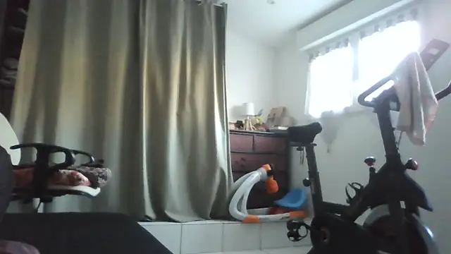 naturiste974 online show from 2, 10, 2025