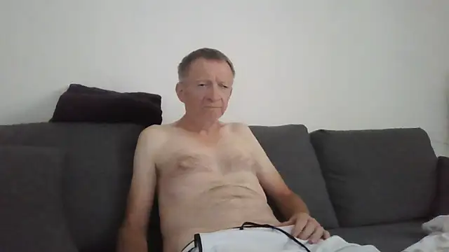 naturiste974 online show from 27, 5, 2026