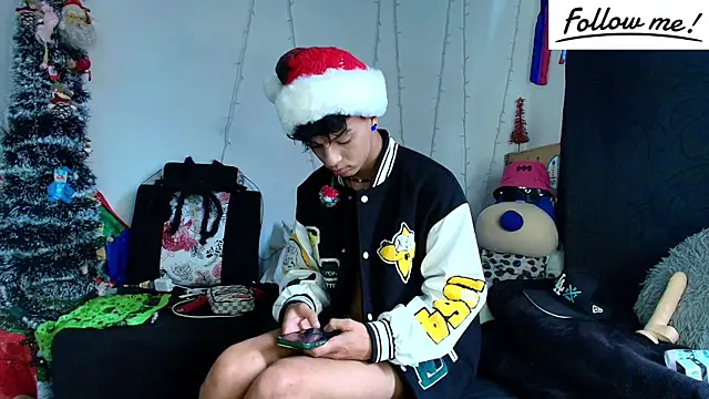 twink sebas  online show from 25, 12, 2024