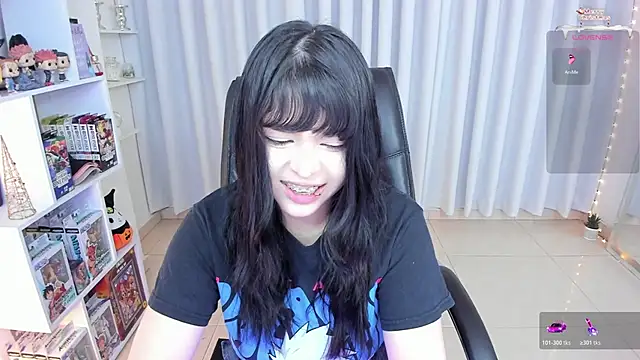 misshoneyxxx online show from 20, 11, 2025