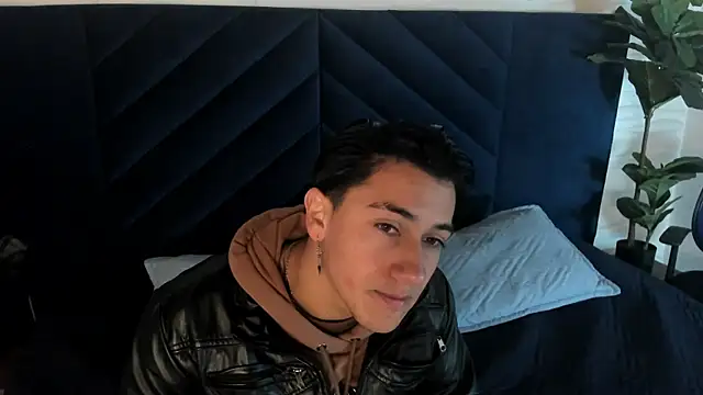 Andy Joy  online show from 14, 12, 2025