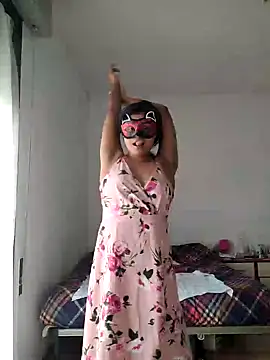 Bella Luna18 online show from 15, 3, 2025