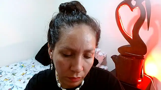 naihroby online show from 23, 12, 2024