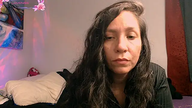 Snapshot of naihroby chatting on 20, 6, 2026 naihroby online show from 20, 6, 2026