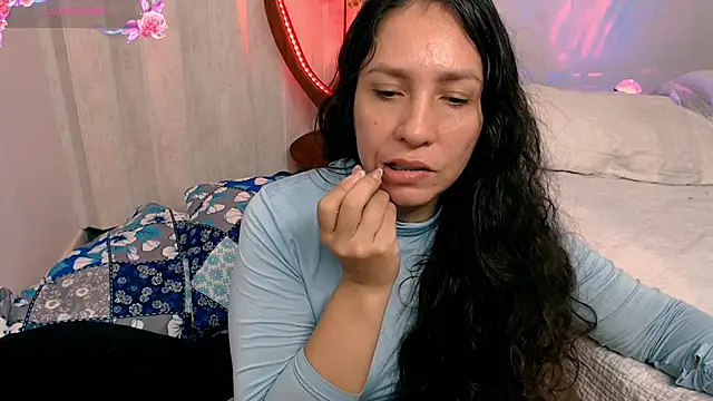 Snapshot of naihroby chatting on 11, 7, 2026 naihroby online show from 11, 7, 2026
