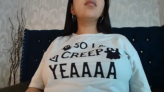 CarolineBrunx online show from 12, 4, 2026