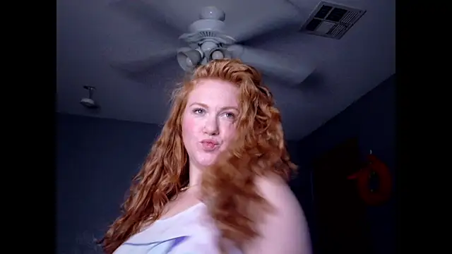 Scarlettredff online show from 10, 10, 2025