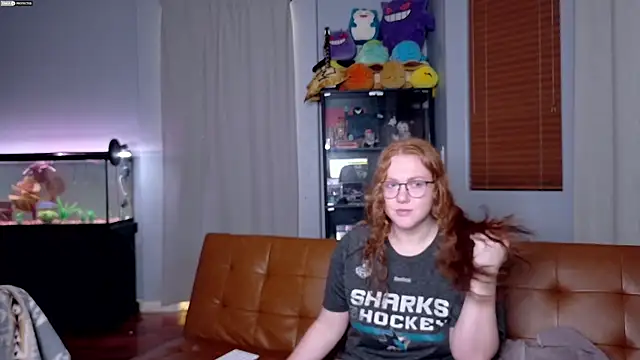 Scarlettredff online show from 16, 11, 2025