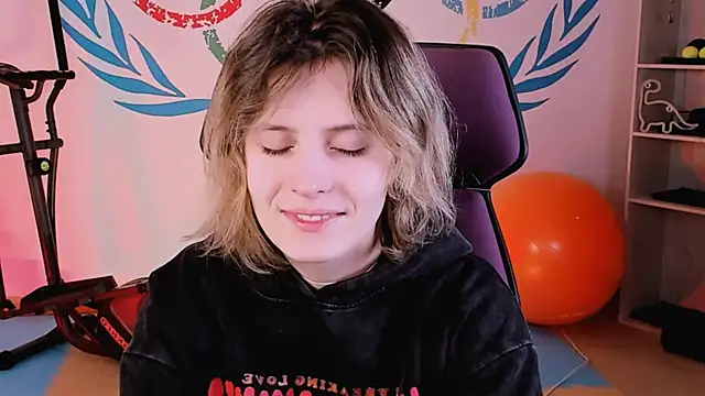 LolaAsmus online show from 13, 2, 2025