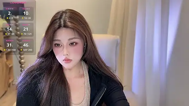 Strawberrybabyy1 online show from 9, 12, 2024