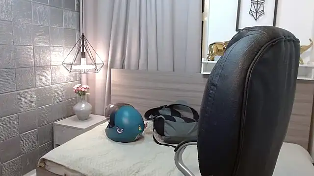 JackSwan18 online show from 21, 12, 2025