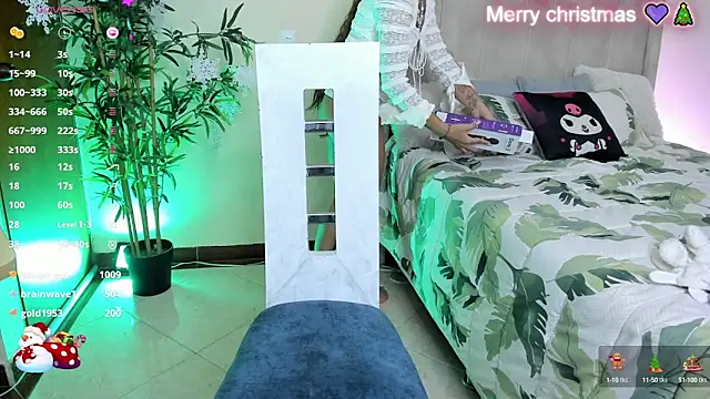 natty romanof 18 online show from 16, 12, 2024