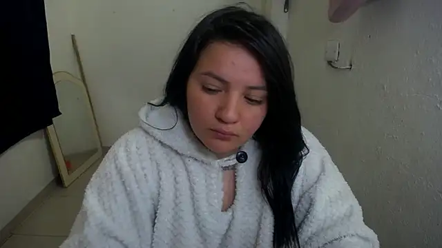 shopyymessyy online show from 8, 9, 2025