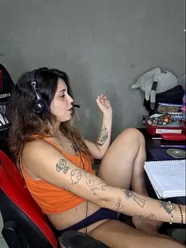 luuhcat09 online show from 4, 3, 2026