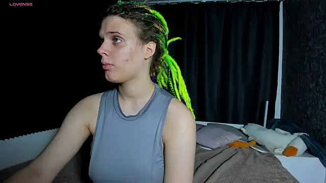 KIKI Krash online show from 16, 10, 2025