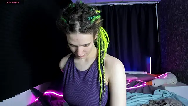 KIKI Krash online show from 20, 12, 2025