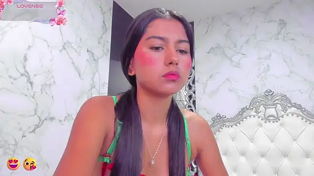 Emmy Cute18 online show from 18, 1, 2025