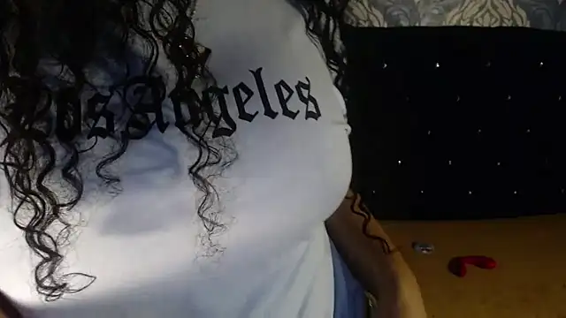 Sofiacowperx online show from 27, 11, 2025