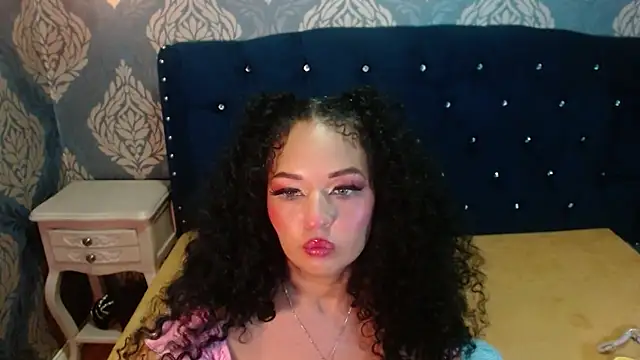Snapshot of Sofiacowperx chatting on 30, 4, 2026 Sofiacowperx online show from 30, 4, 2026
