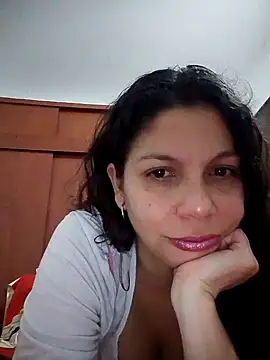 Carliina Soussa online show from 27, 2, 2025