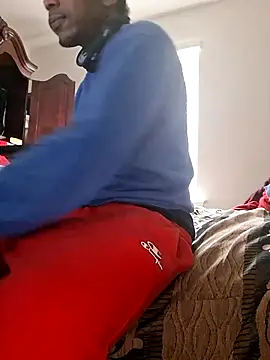 bigboytoy912 online show from 18, 4, 2026