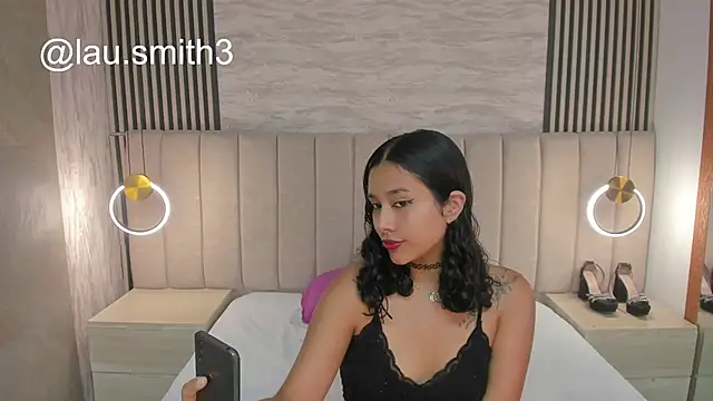 laura smith33 online show from 5, 11, 2025