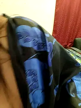 Cute Kritika online show from 6, 11, 2025