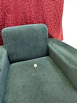 Cute Kritika online show from 8, 4, 2026