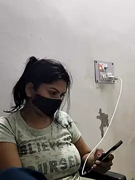 Snapshot of illay_love chatting on 1, 3, 2025 illay love online show from 1, 3, 2025