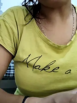 Snapshot of illay_love chatting on 4, 3, 2025 illay love online show from 4, 3, 2025