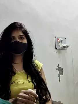 Snapshot of illay_love chatting on 4, 3, 2025 illay love online show from 4, 3, 2025