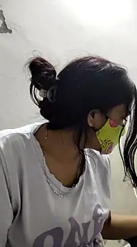 Snapshot of illay_love chatting on 8, 3, 2025 illay love online show from 8, 3, 2025
