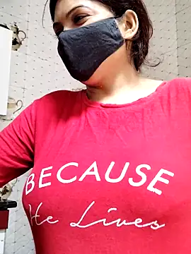 Snapshot of illay_love chatting on 19, 1, 2026 illay love online show from 19, 1, 2026