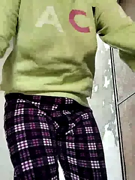 Snapshot of illay_love chatting on 3, 2, 2026 illay love online show from 3, 2, 2026