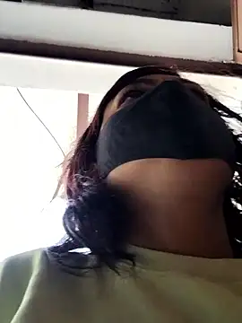 Snapshot of illay_love chatting on 4, 2, 2026 illay love online show from 4, 2, 2026