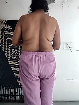 Snapshot of illay_love chatting on 9, 2, 2026 illay love online show from 9, 2, 2026