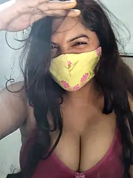 Snapshot of illay_love chatting on 10, 2, 2026 illay love online show from 10, 2, 2026