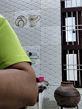 Snapshot of illay_love chatting on 14, 2, 2026 illay love online show from 14, 2, 2026