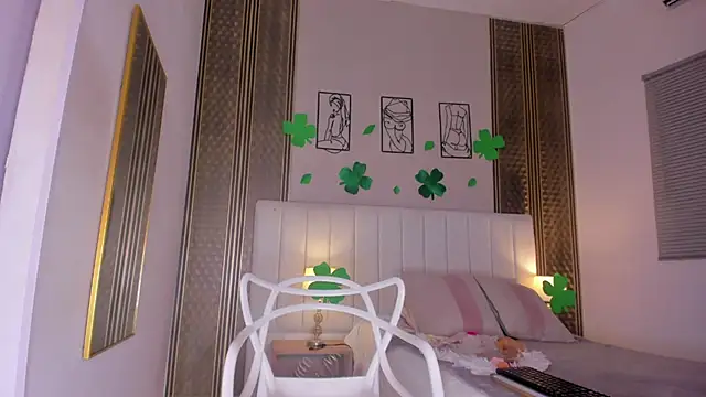 zoe sky  online show from 16, 3, 2026