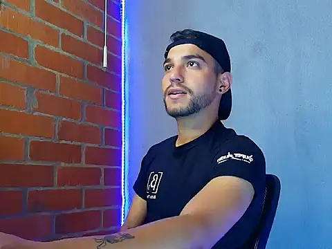 Leandro valenzuela online show from 24, 10, 2025