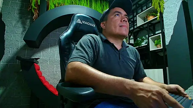 Jhonatan Morales S online show from 12, 1, 2025