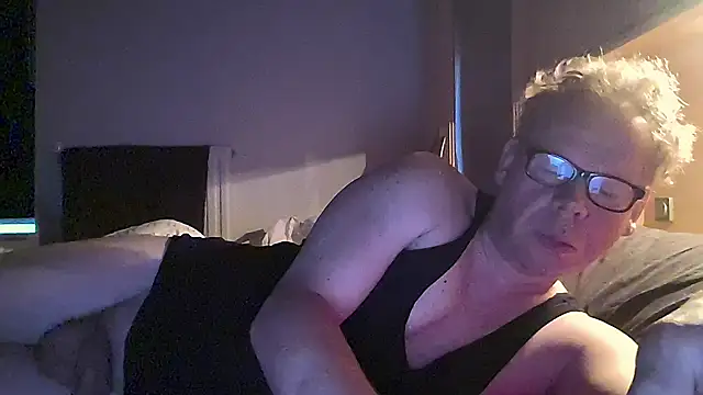 kinkyslet8 online show from 13, 10, 2025