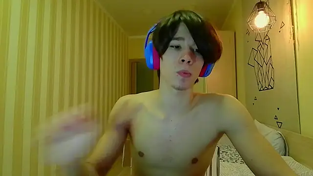 Snapshot of gayGamogey chatting on 4, 3, 2025 gayGamogey online show from 4, 3, 2025