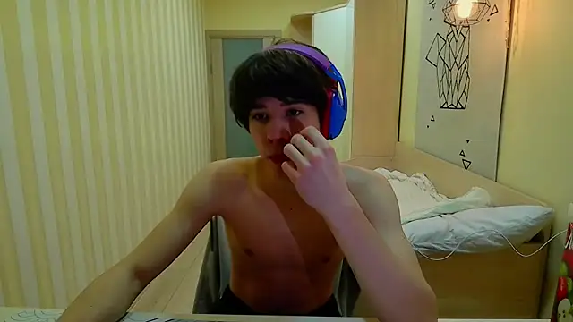 Snapshot of gayGamogey chatting on 22, 12, 2025 gayGamogey online show from 22, 12, 2025