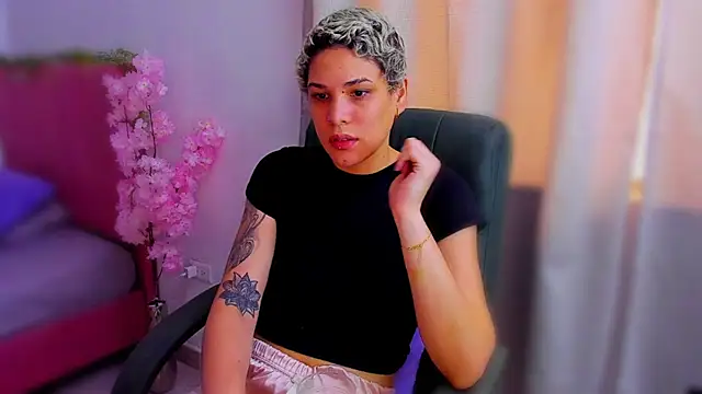 Charlee pink online show from 19, 11, 2025