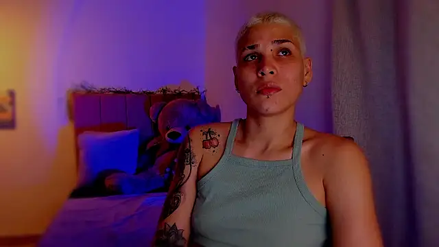 Snapshot of Charlee_pink chatting on 5, 3, 2026 Charlee pink online show from 5, 3, 2026