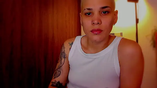 Snapshot of Charlee_pink chatting on 11, 3, 2026 Charlee pink online show from 11, 3, 2026