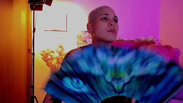 Snapshot of Charlee_pink chatting on 21, 3, 2026 Charlee pink online show from 21, 3, 2026