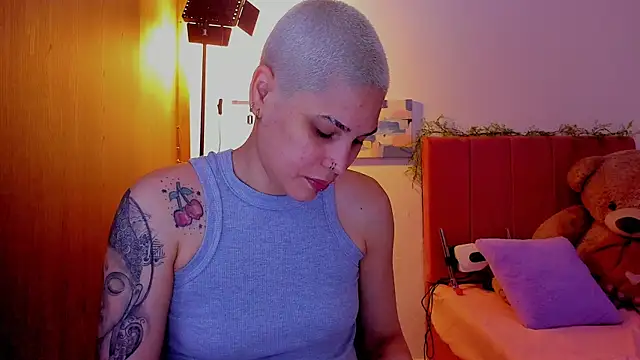 Snapshot of Charlee_pink chatting on 26, 3, 2026 Charlee pink online show from 26, 3, 2026